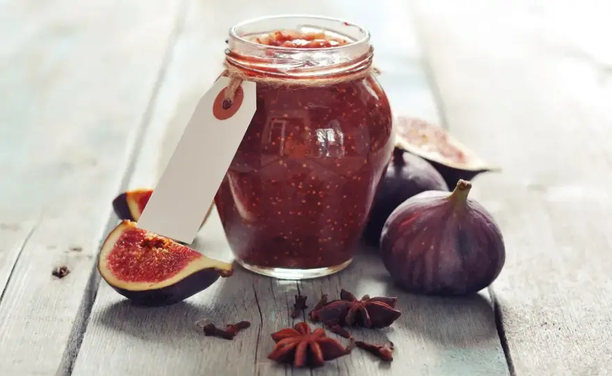 Composta di fichi con poco zucchero e tante idee per servirla