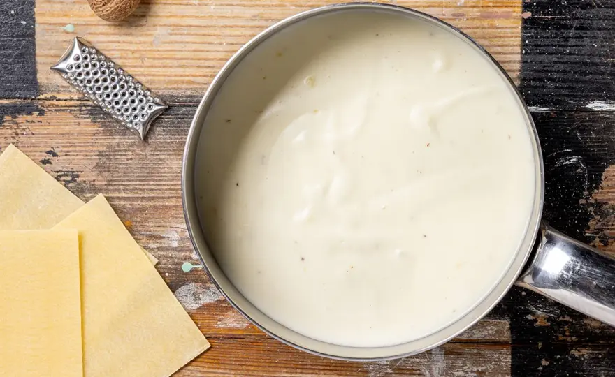 Besciamella con olio senza burro, cremosa e senza grumi