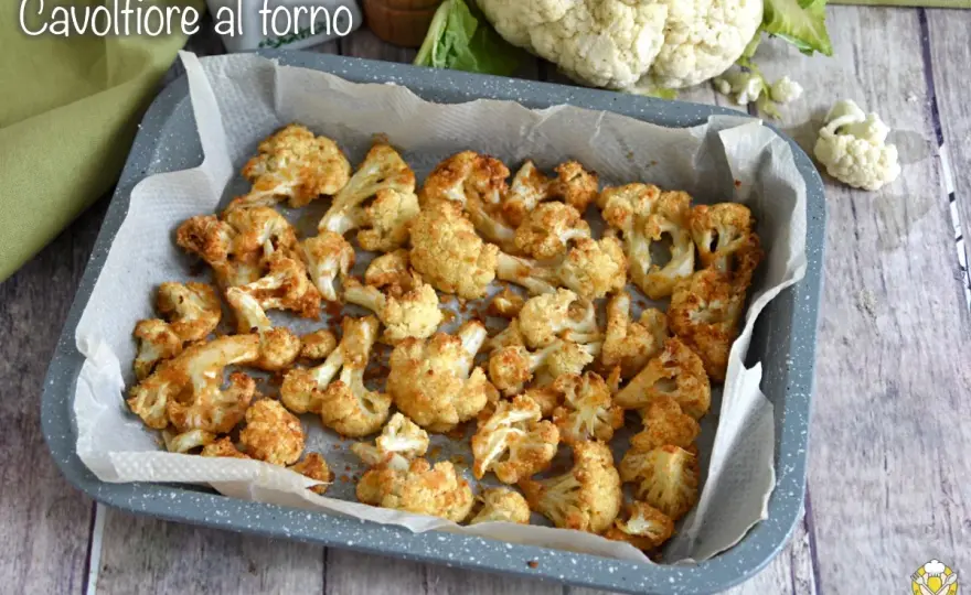 Cavolfiore al forno dorato e croccante, senza errori