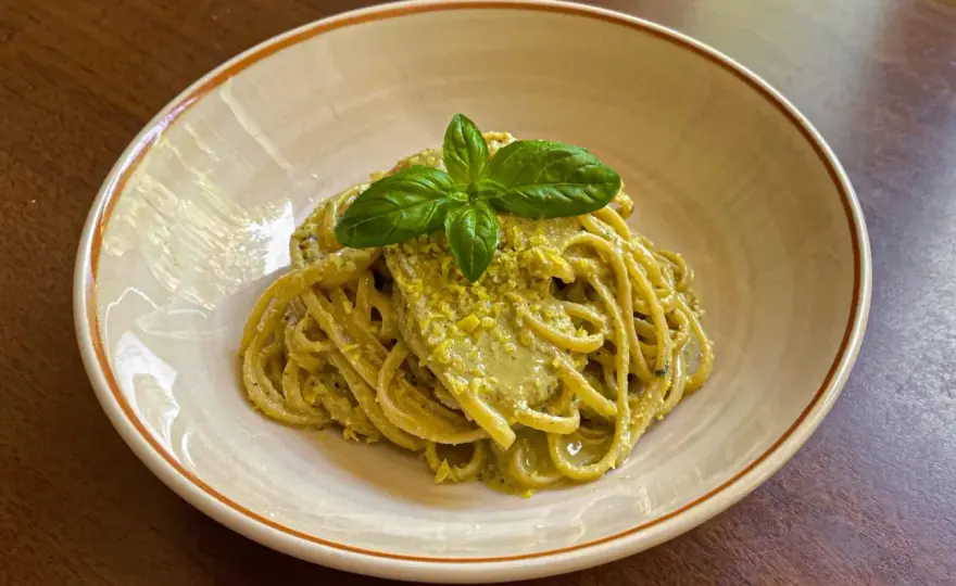 Pesto di limone cremoso in 10 minuti senza amarezza