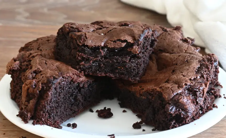 Torta al cioccolato morbida e intensa, senza errori