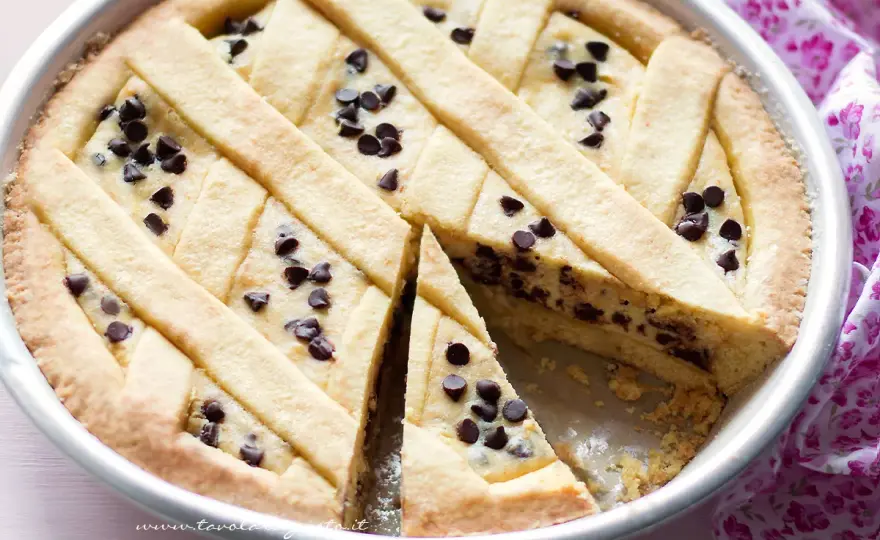 Crostata di ricotta friabile e cremosa - trucchi e varianti