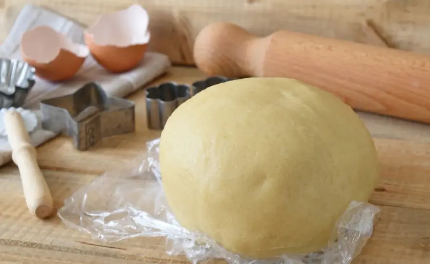 Pasta frolla friabile per crostata, i trucchi per non sbagliare